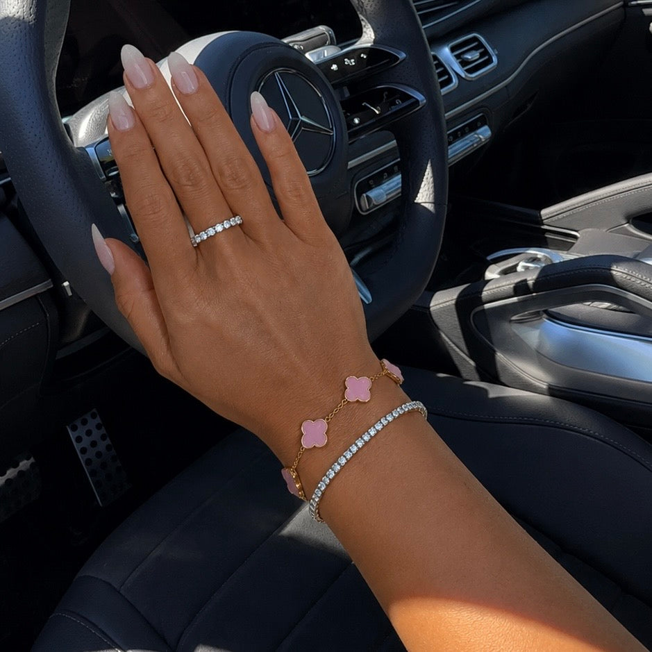 CLEAVES ARMBAND