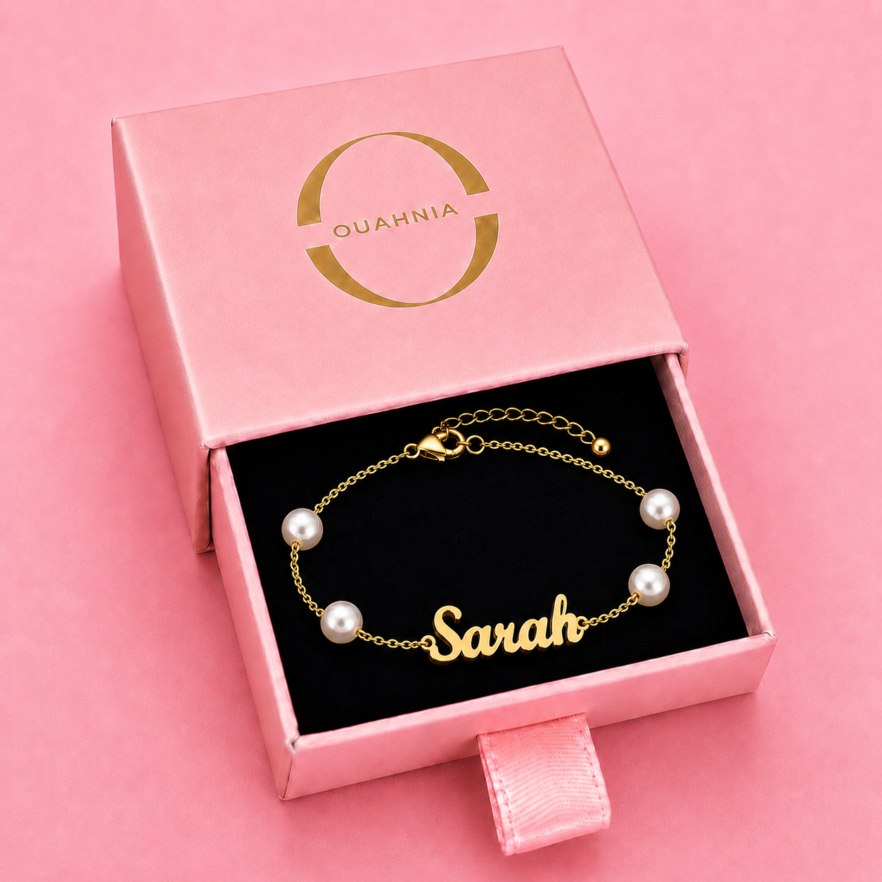 BEADS LETTER ARMBAND