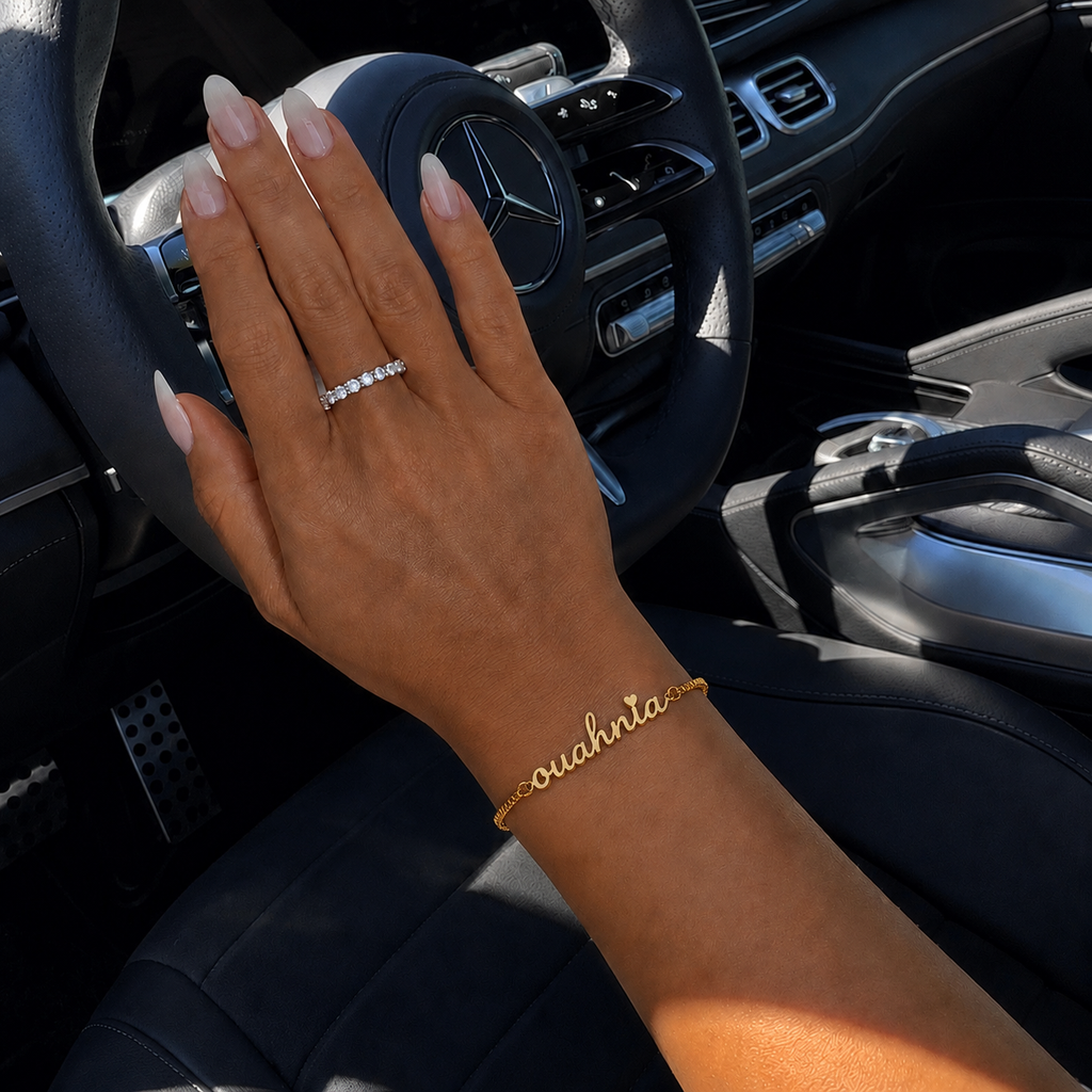 CURSIVE ARMBAND