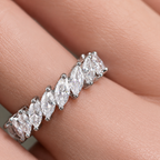 LEAVES RING